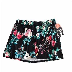Coco + Carmen Cheeky Chic L/XL Grab & Go Skirt NWT